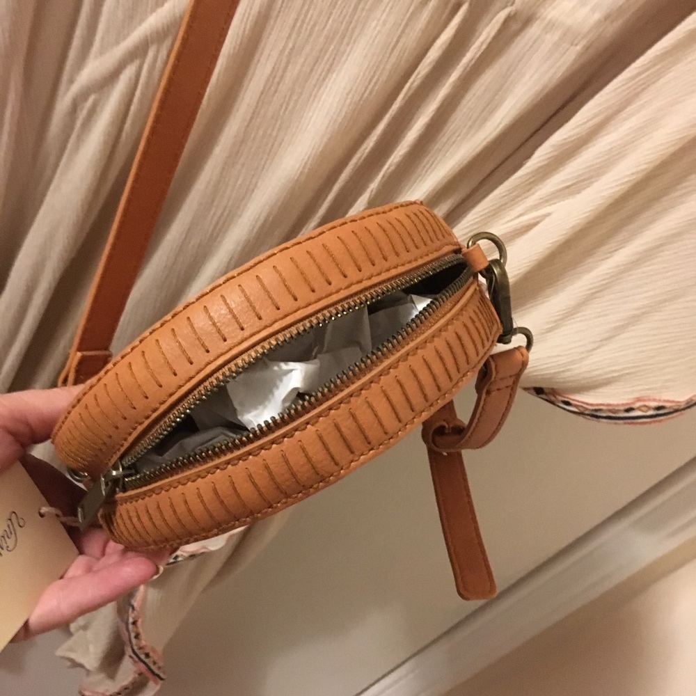 Purse - Picture 3 of 3